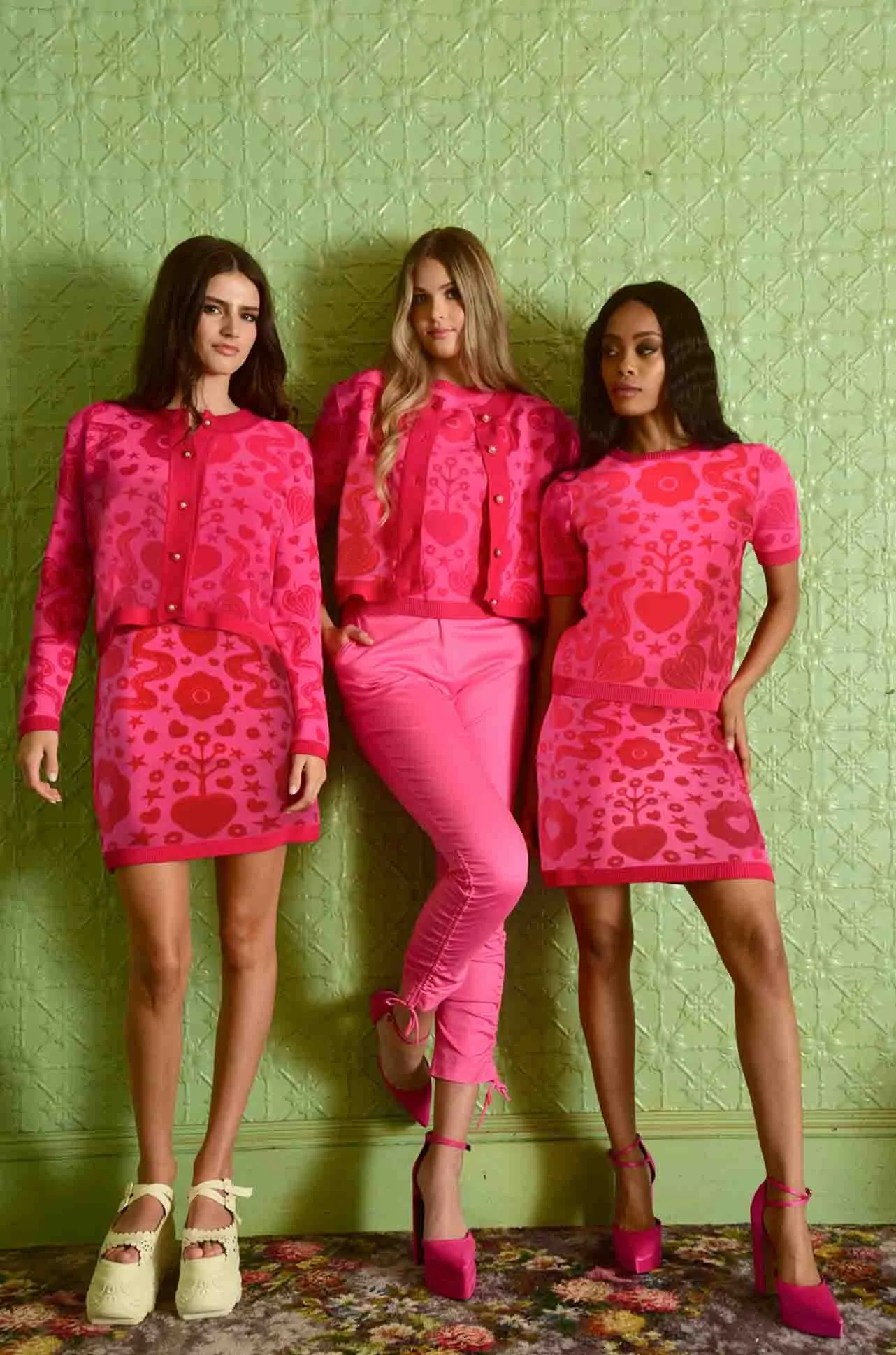 Coop - Unicorn Maze Hot Top-ic Top