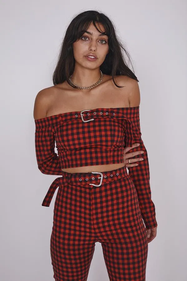 DARE TOP