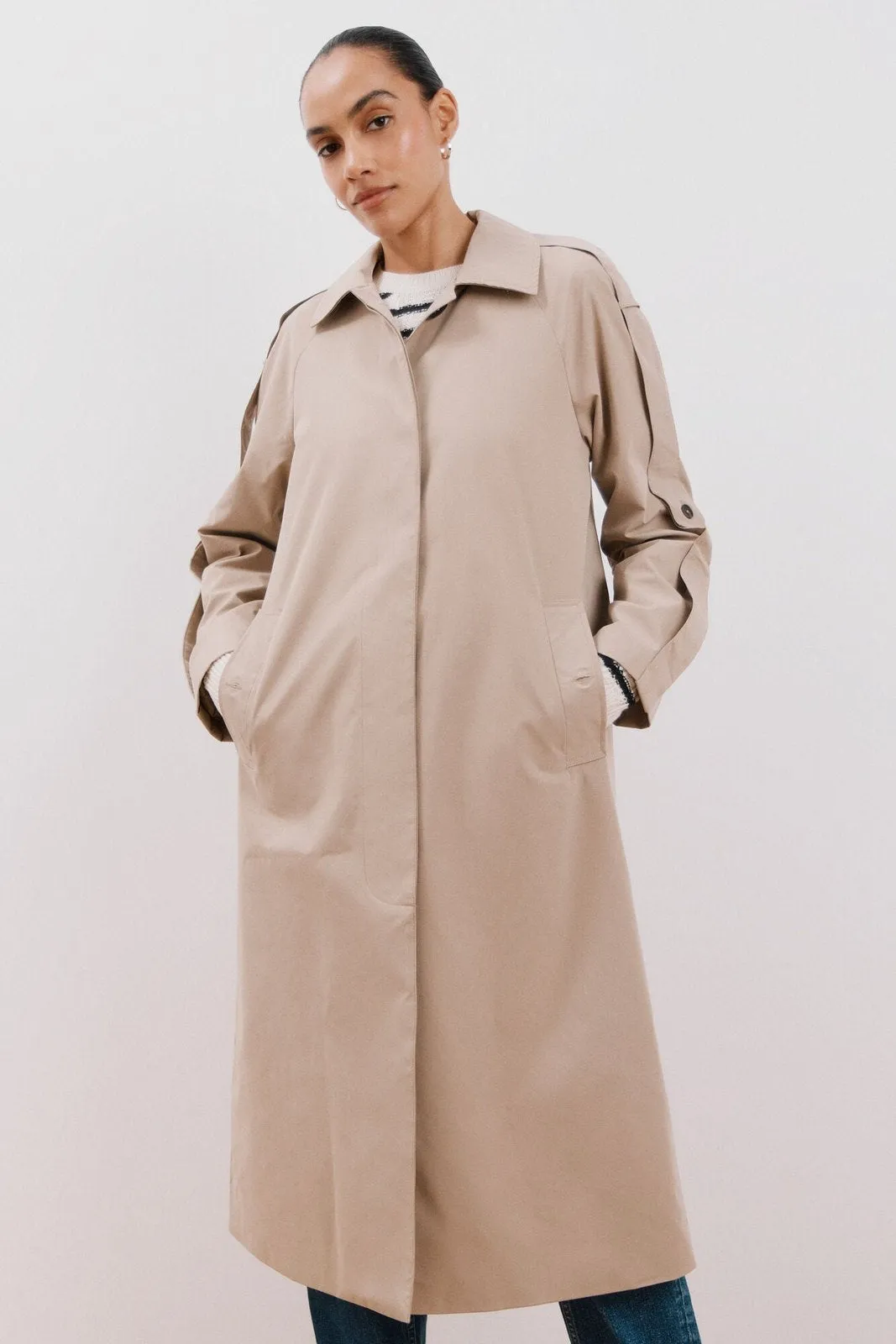 Long water-repellent trench coat - Sand