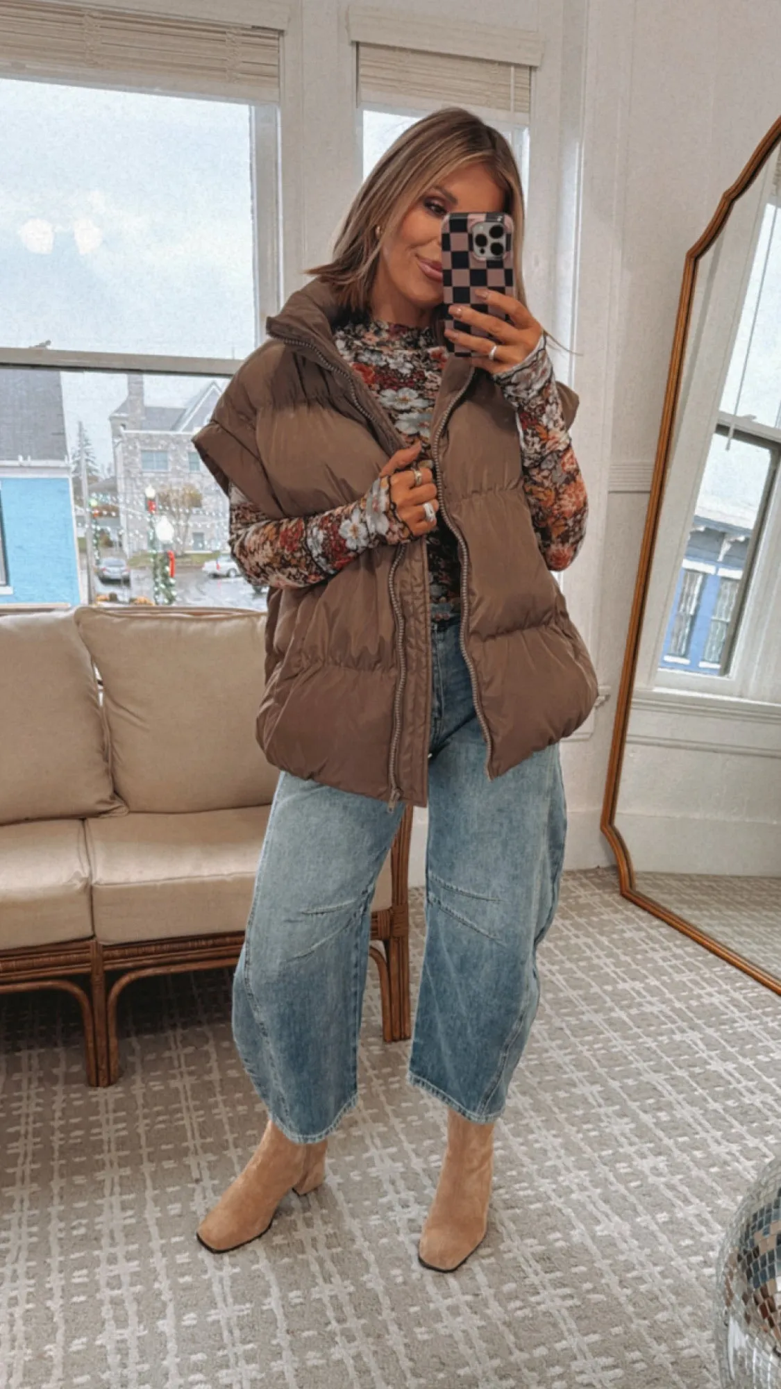Over Sized Puffer Vest, Brown
