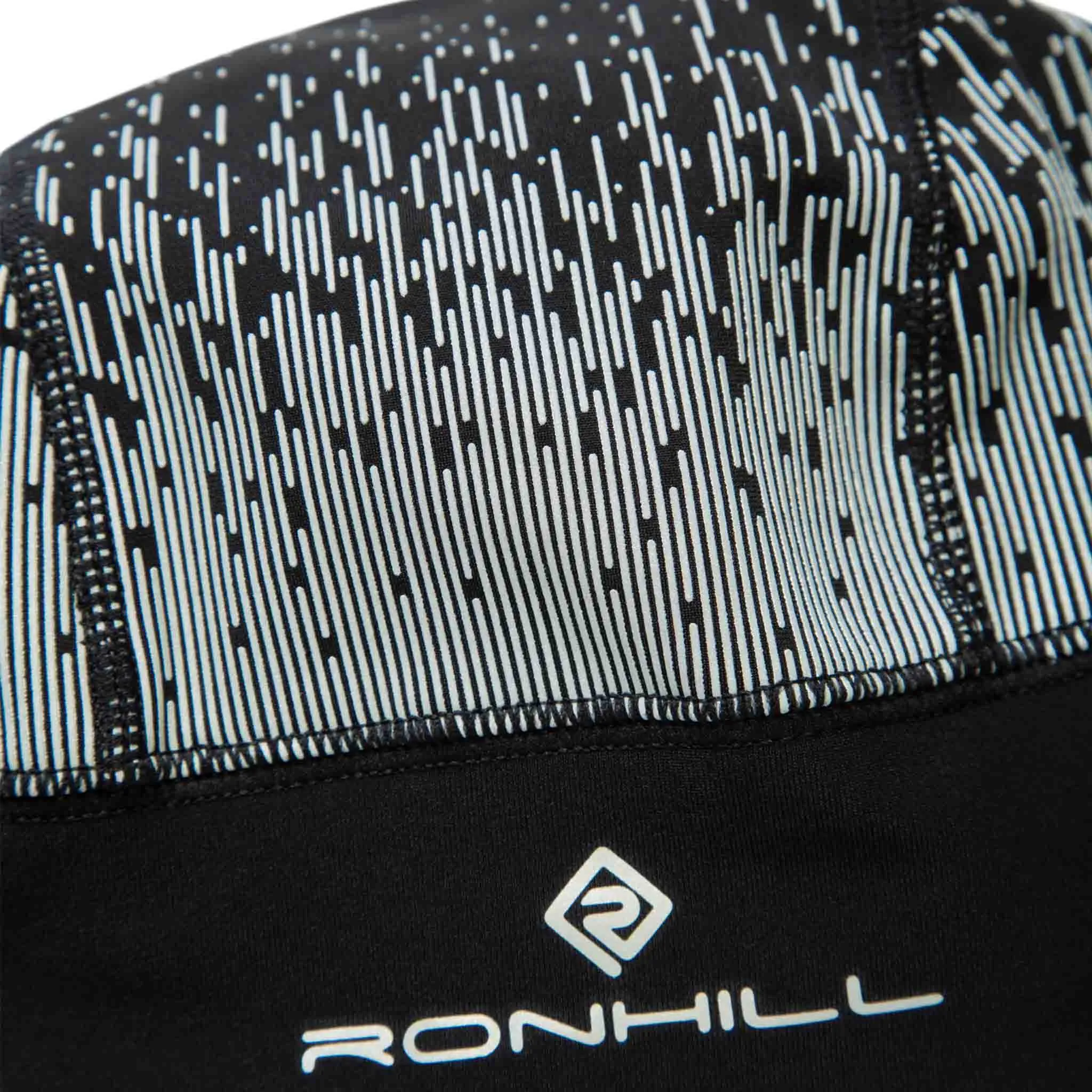 Ronhill | Unisex Reflect Beanie - Black/Reflect