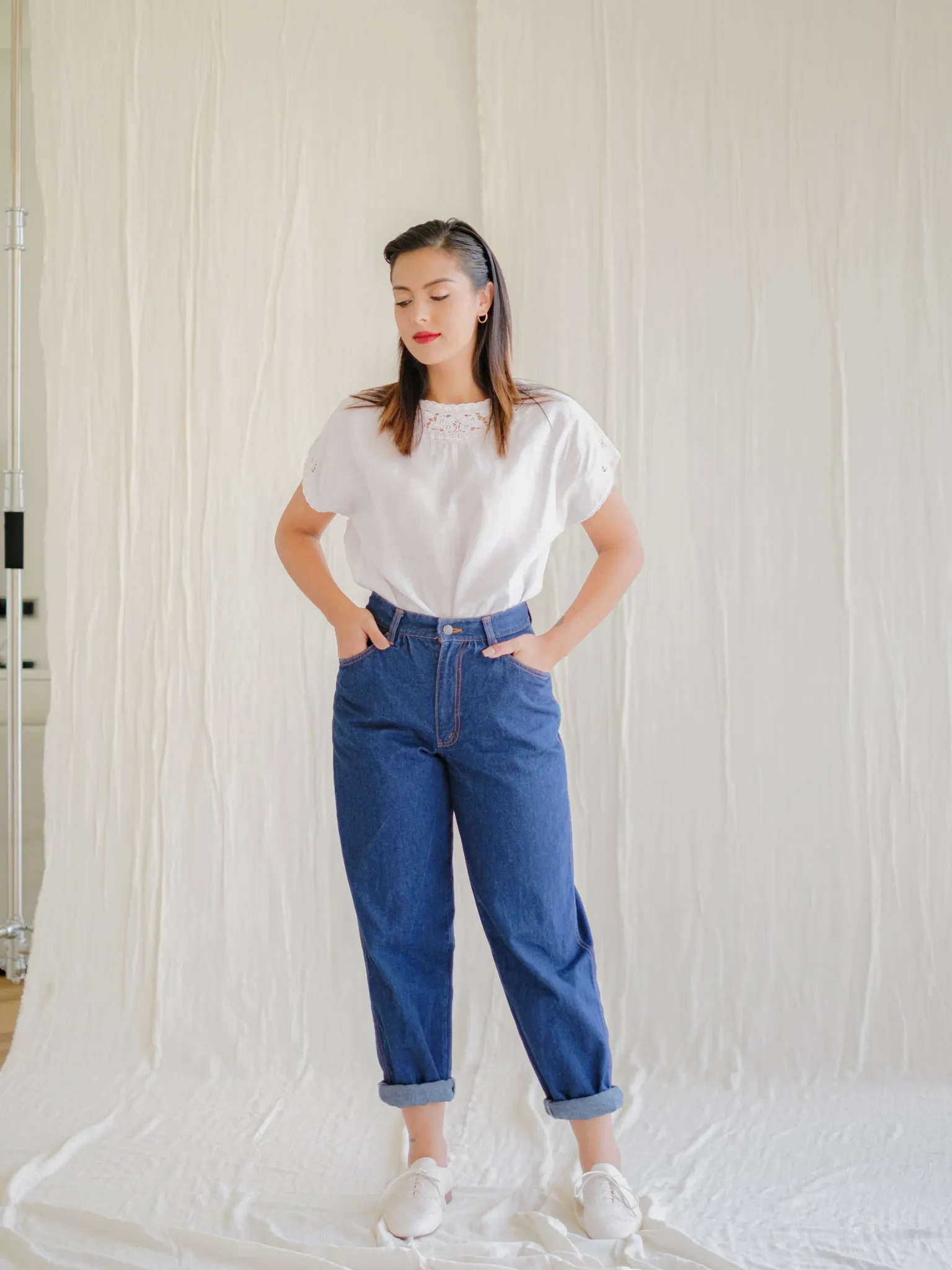 Vintage White Cotton Round Neck Back Button Blouse