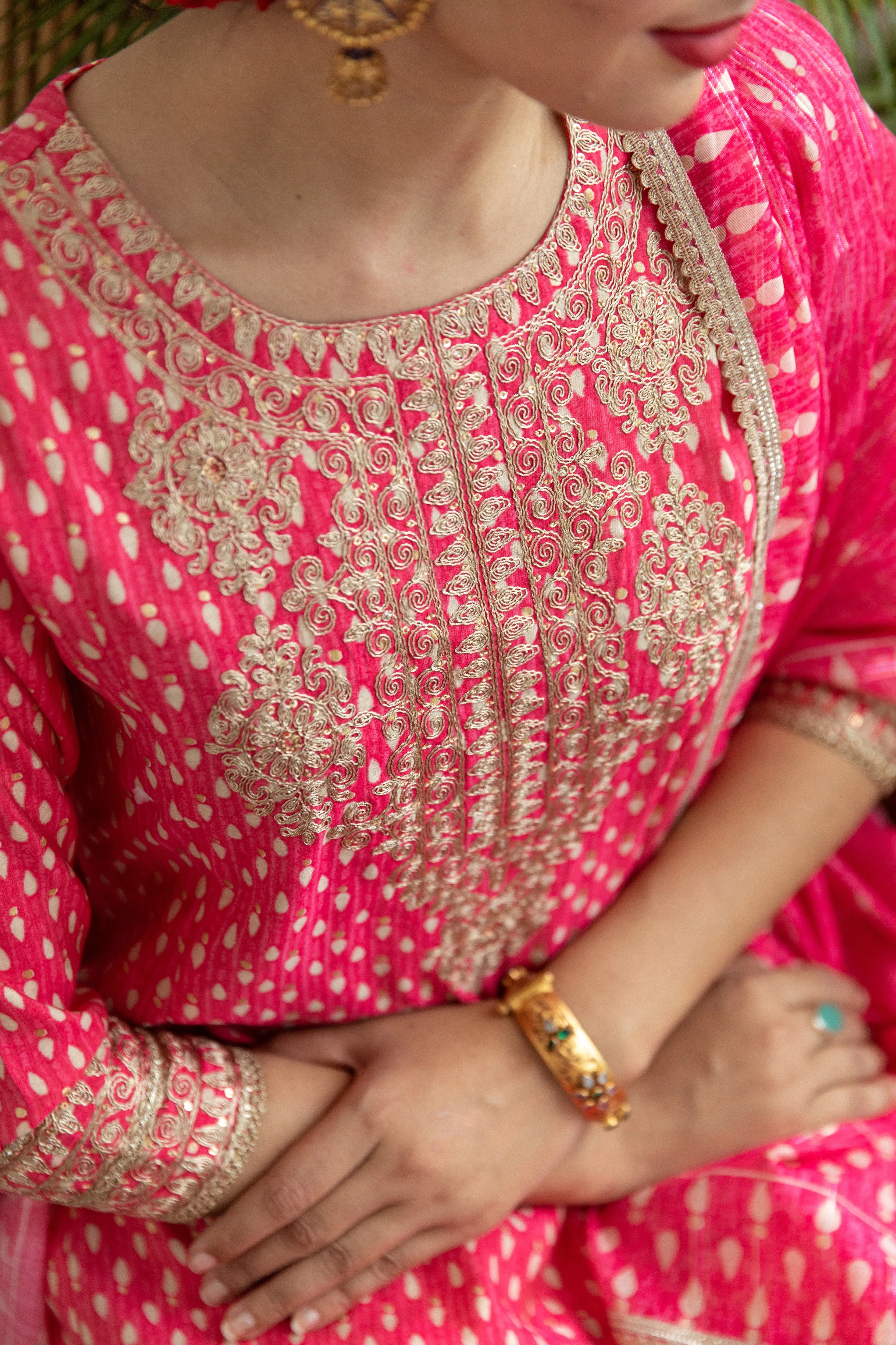 Women Pink Muslin A-line Kurta Trouser Dupatta & Fancy Potli Set